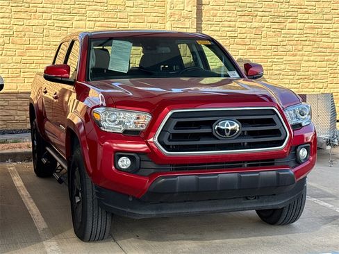 Used 2023 Toyota Tacoma SR5 w/ Technology Package image 3