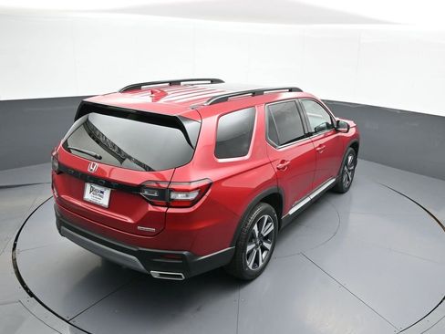 Used 2024 Honda Pilot Touring image 40