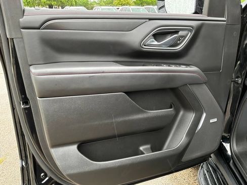 Used 2023 Chevrolet Tahoe RST w/ Luxury Package AWD/4WD image 11