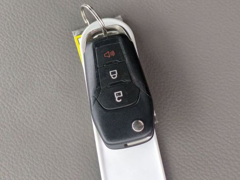 Used 2018 Ford F550 4x4 Regular Cab Super Duty image 33