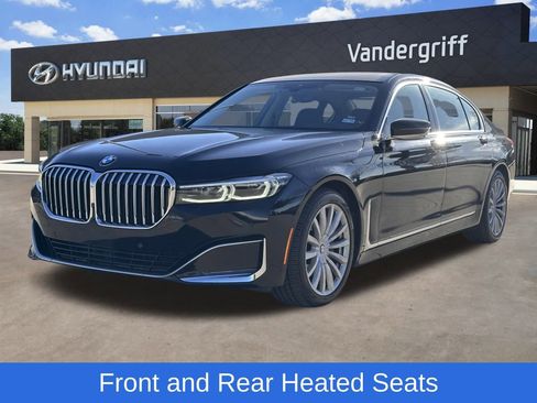 Used 2022 BMW 740i 740i w/ Premium Package image 4