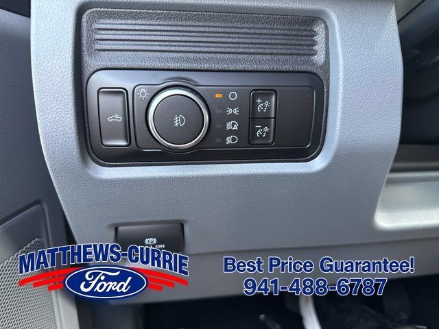 New 2026 Ford F250 XLT w/ FX4 Off-Road Package AWD/4WD image 26