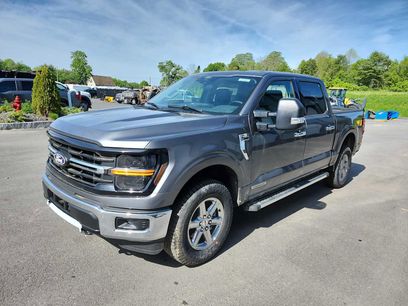 New 2025 Ford F150 XLT w/ Equipment Group 301A Standard