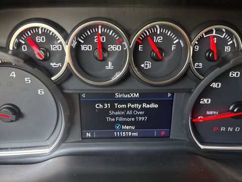 Used 2020 Chevrolet Silverado 1500 LT w/ All-Star Edition RWD image 29