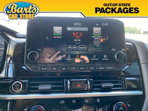 Used 2022 Nissan Pathfinder SL AWD/4WD image 34