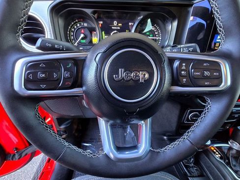 Certified 2025 Jeep Wrangler Unlimited Sahara image 12