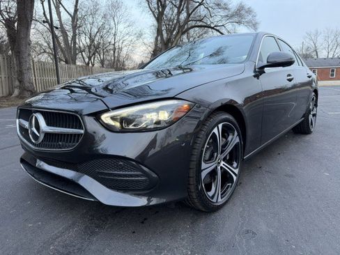 Used 2025 Mercedes-Benz C 300 4MATIC Sedan image 3