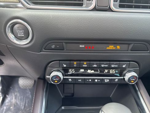 New 2025 MAZDA CX-5 Signature image 29