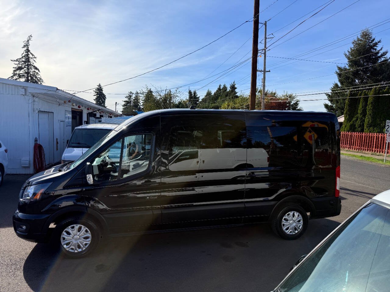 Used 2024 Ford Transit 350 XLT RWD image 33