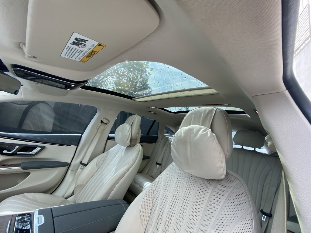 Certified 2022 Mercedes-Benz EQS 580 4MATIC Sedan image 15