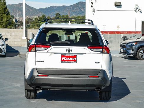 New 2025 Toyota RAV4 XLE image 6