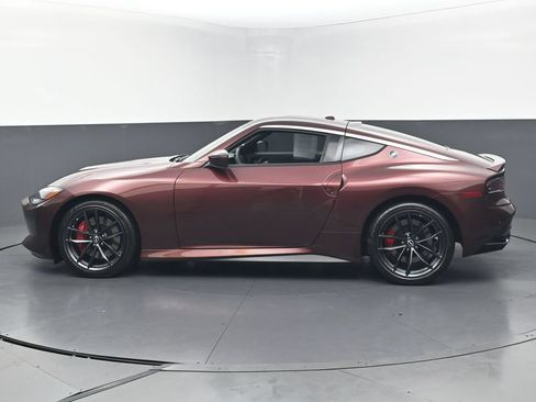 Used 2025 Nissan Z Performance w/ Floor Mat Package RWD image 8