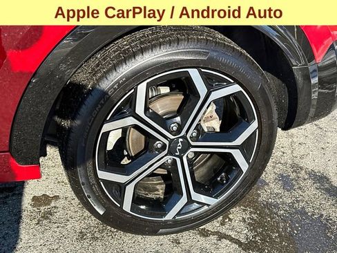 Used 2023 Kia Niro EX Touring image 9