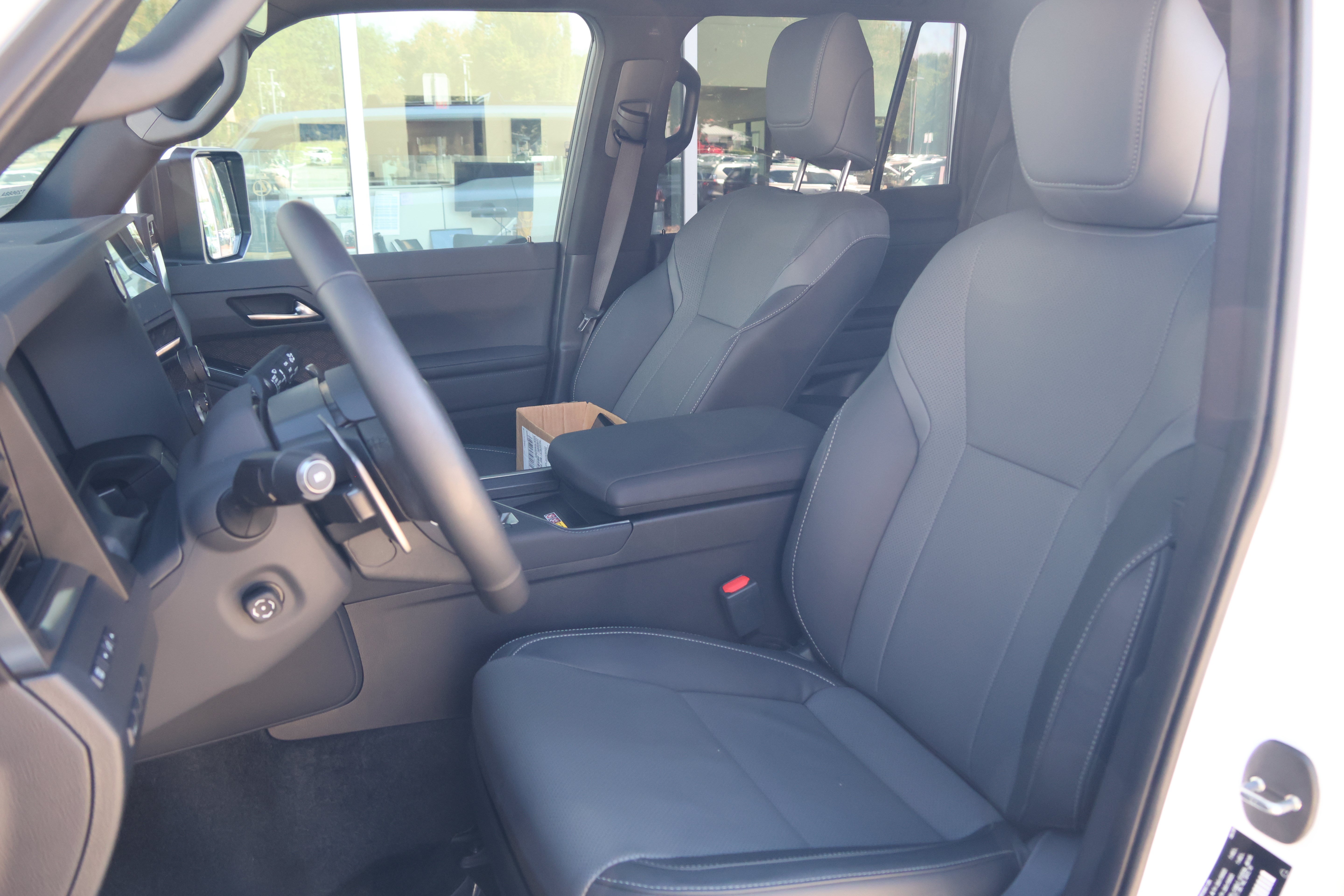 Certified 2024 Lexus GX 550 w/ Cold Area Package AWD/4WD image 36