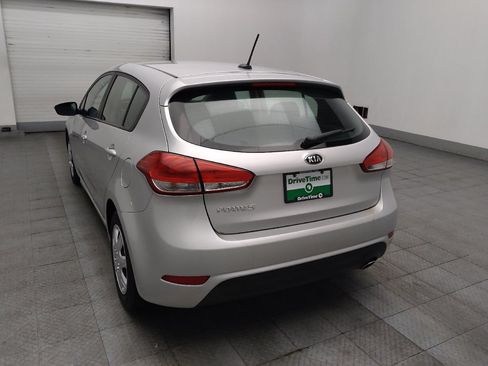 Used 2017 Kia Forte LX FWD image 5