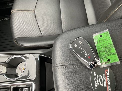 Used 2022 Chevrolet Equinox Premier AWD/4WD image 28