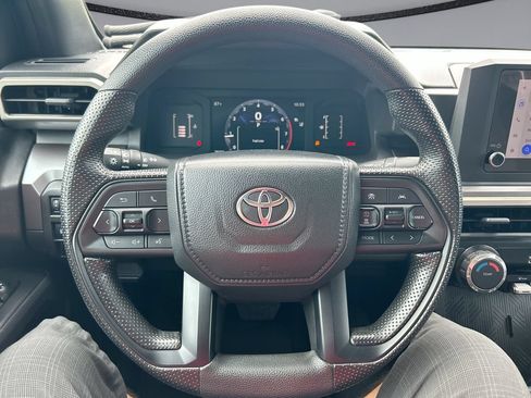 Used 2025 Toyota Tacoma SR5 RWD image 15