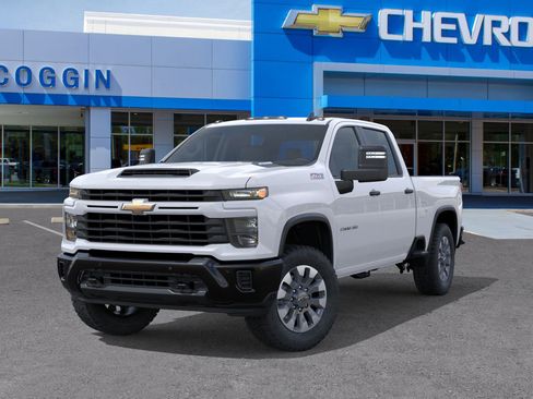 New 2026 Chevrolet Silverado 2500 Custom w/ Custom Value Package image 6
