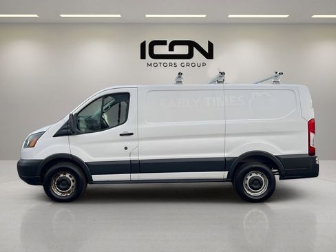 Used 2015 Ford Transit 150 130 Low Roof RWD image 2