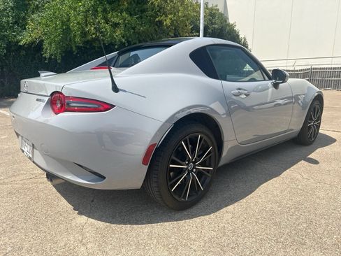 Used 2024 MAZDA MX-5 Miata RF Grand Touring RWD image 12