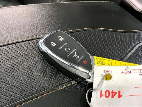 Used 2021 Chevrolet Traverse Premier w/ Redline Edition image 11