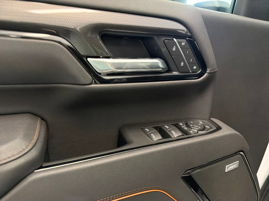 New 2026 GMC Sierra 2500 AT4 w/ LPO, Black Badging Package AWD/4WD image 13