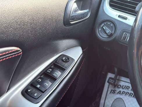 Used 2019 Dodge Journey GT image 22