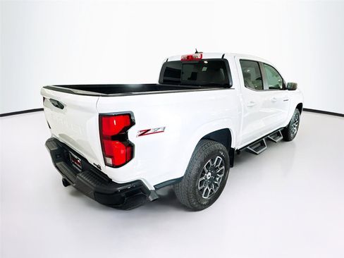 Used 2023 Chevrolet Colorado Z71 w/ Z71 Convenience Package 2 image 5