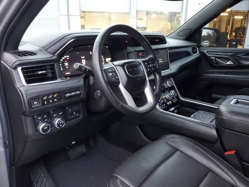 Used 2023 GMC Yukon XL Denali w/ Max Trailering Package image 19