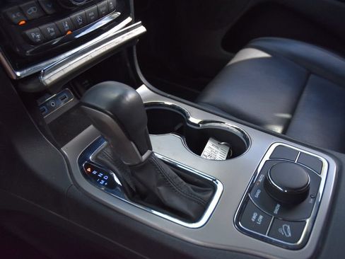 Certified 2021 Jeep Grand Cherokee Limited w/ Quick Order Package 28K 80th AWD/4WD image 22