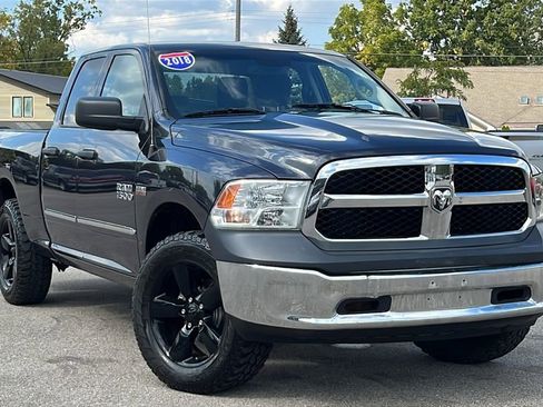 Used 2018 RAM 1500 ST w/ SXT Appearance Group AWD/4WD image 2