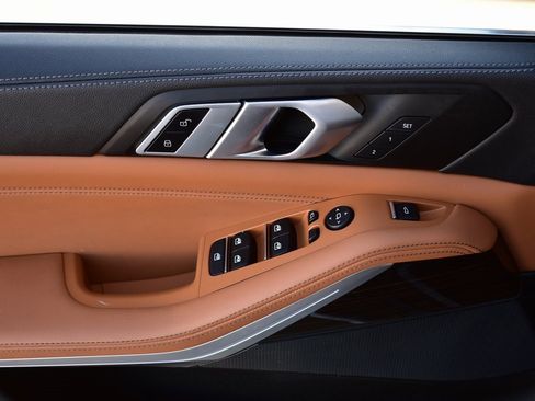 Used 2023 BMW X5 xDrive40i image 14