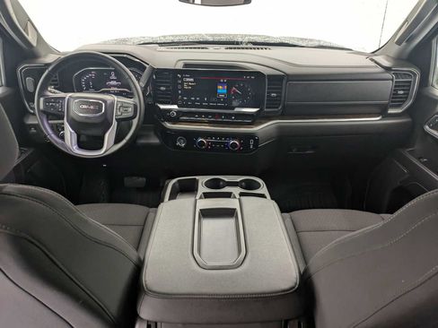 Used 2024 GMC Sierra 1500 Elevation image 17