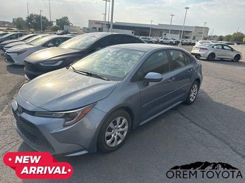 Used 2020 Toyota Corolla LE FWD image 7