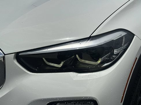 Used 2019 BMW X5 xDrive40i AWD/4WD image 11