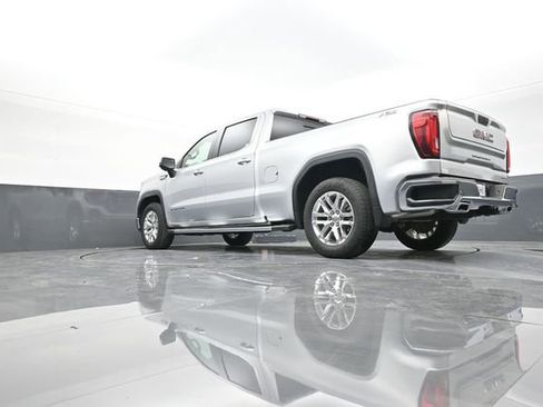 Used 2021 GMC Sierra 1500 SLT image 44