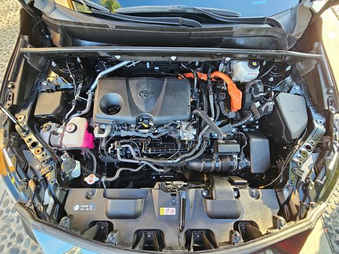 Used 2023 Toyota Venza Nightshade image 33