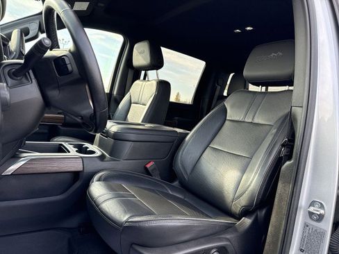 Certified 2021 Chevrolet Silverado 3500 High Country w/ Z71 Off-Road Package image 13