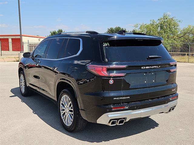 Used 2026 GMC Acadia Denali FWD image 3