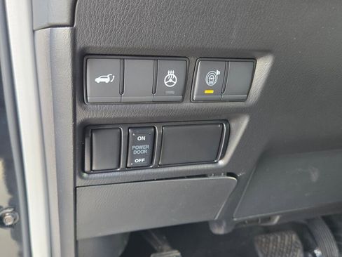 Used 2024 Nissan Armada Platinum w/ Captain's Chairs Package image 34