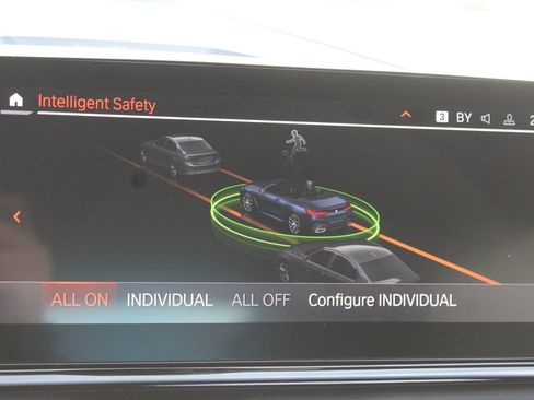 Used 2022 BMW 840i xDrive Convertible w/ Driving Assistance Package image 13