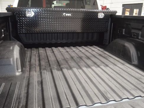 Used 2023 Chevrolet Silverado 1500 LT Trail Boss w/ Convenience Package II AWD/4WD image 11