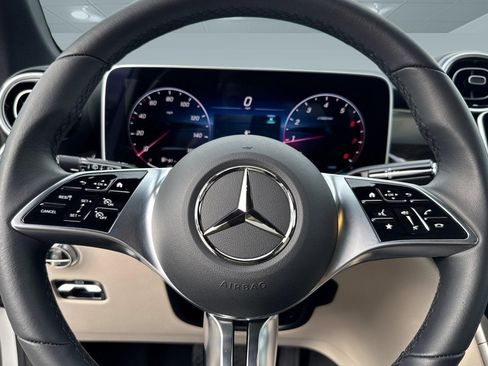 Certified 2025 Mercedes-Benz GLC 300 4MATIC image 14