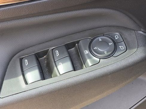 Used 2024 Chevrolet Equinox LT image 21