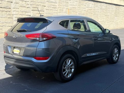 Used 2016 Hyundai Tucson SE w/ Option Group 02 AWD/4WD image 6