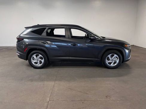 Used 2023 Hyundai Tucson SEL FWD image 2