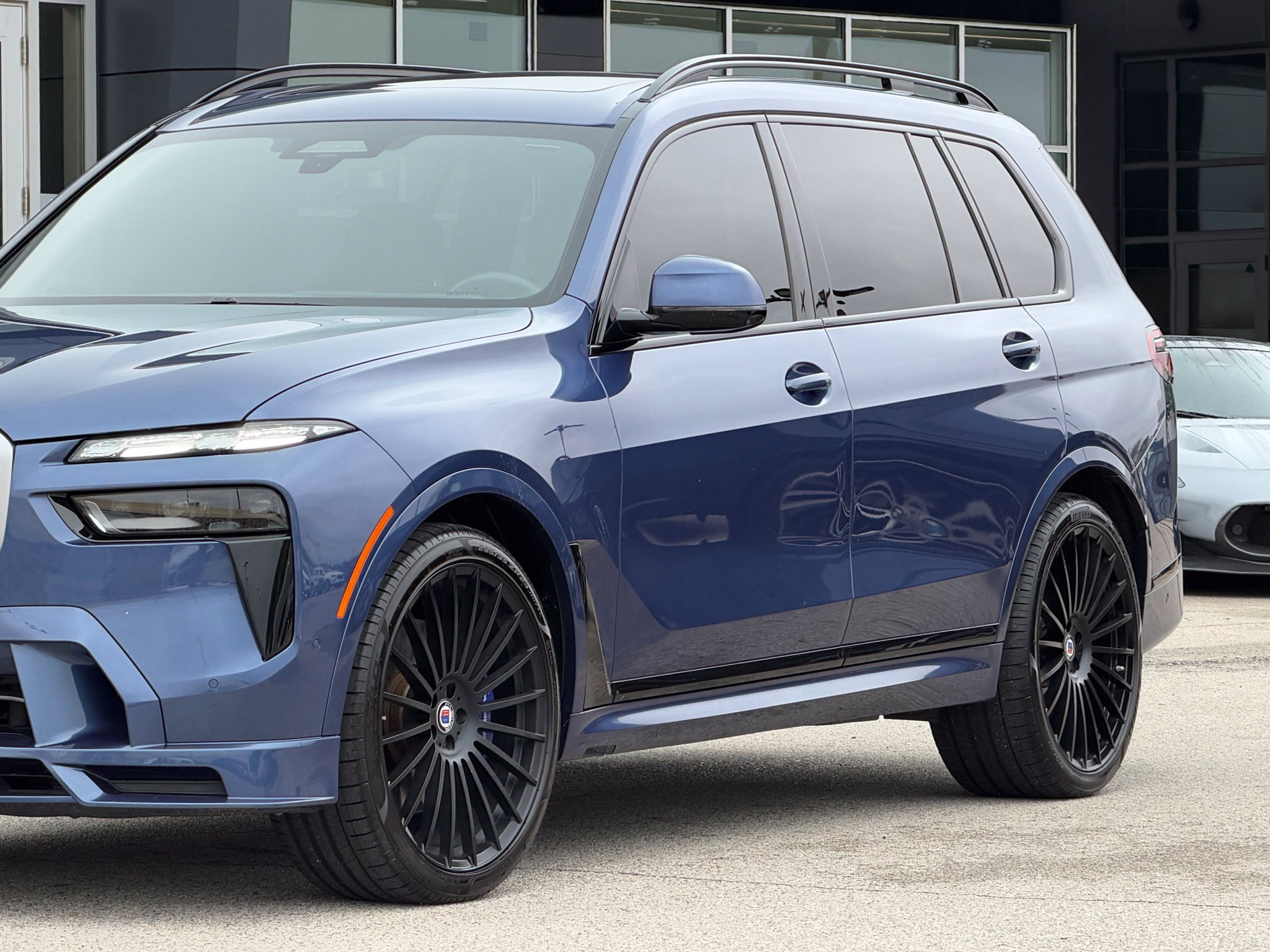 Used 2025 BMW ALPINA XB7 AWD/4WD image 10