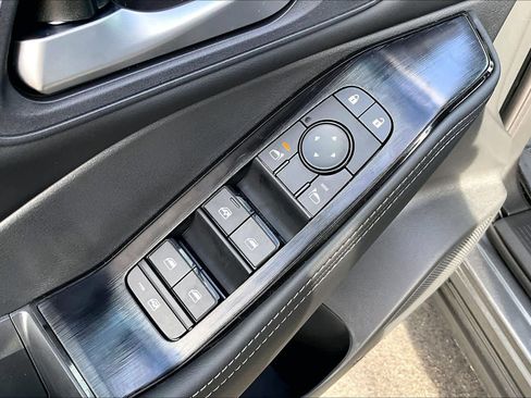 New 2026 Nissan Rogue SV image 19