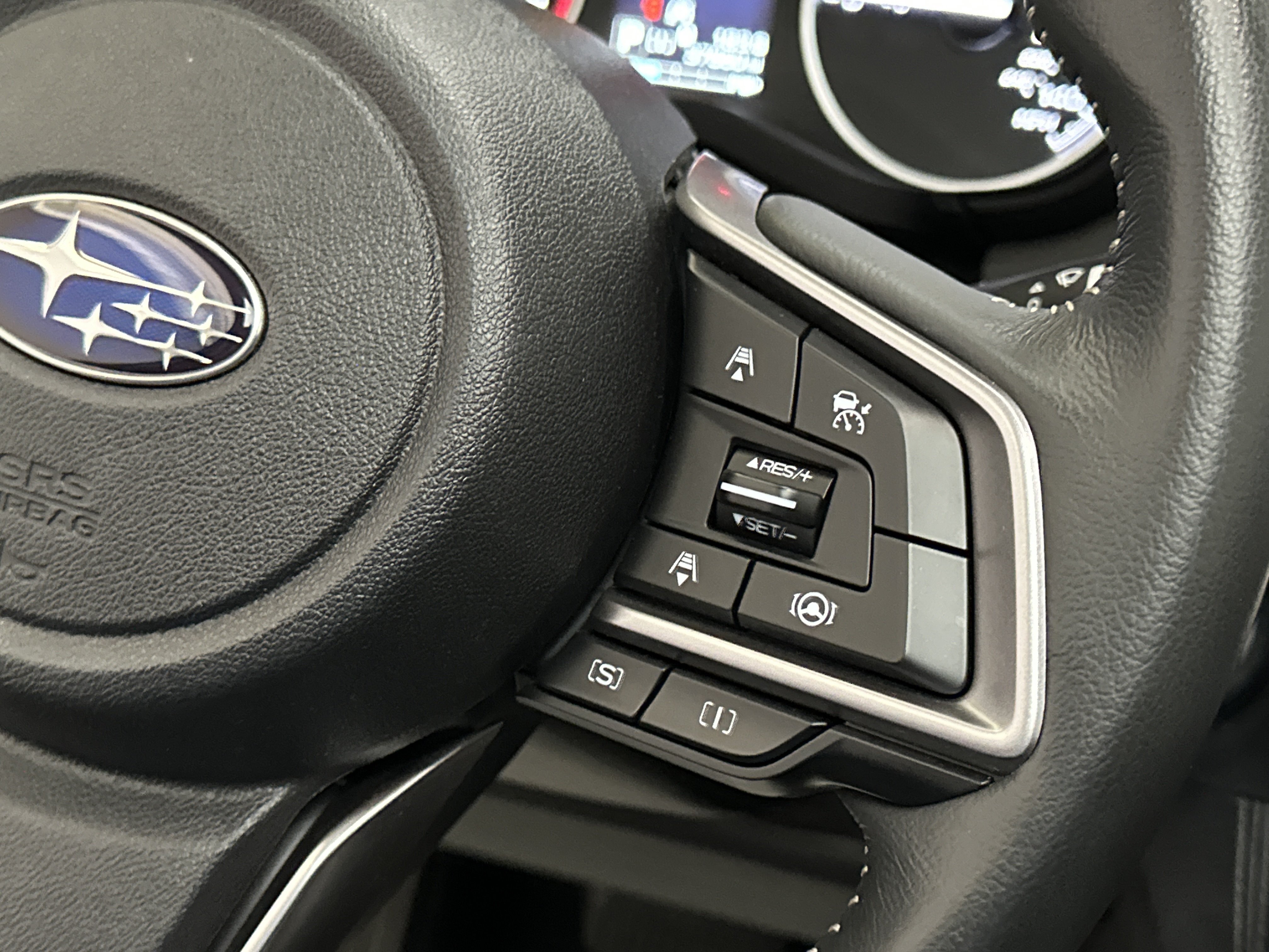 Used 2024 Subaru Forester Premium AWD/4WD image 26