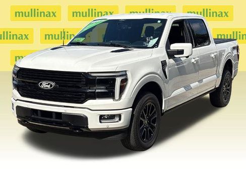 Certified 2025 Ford F150 Platinum w/ FX4 Off-Road Package AWD/4WD image 13